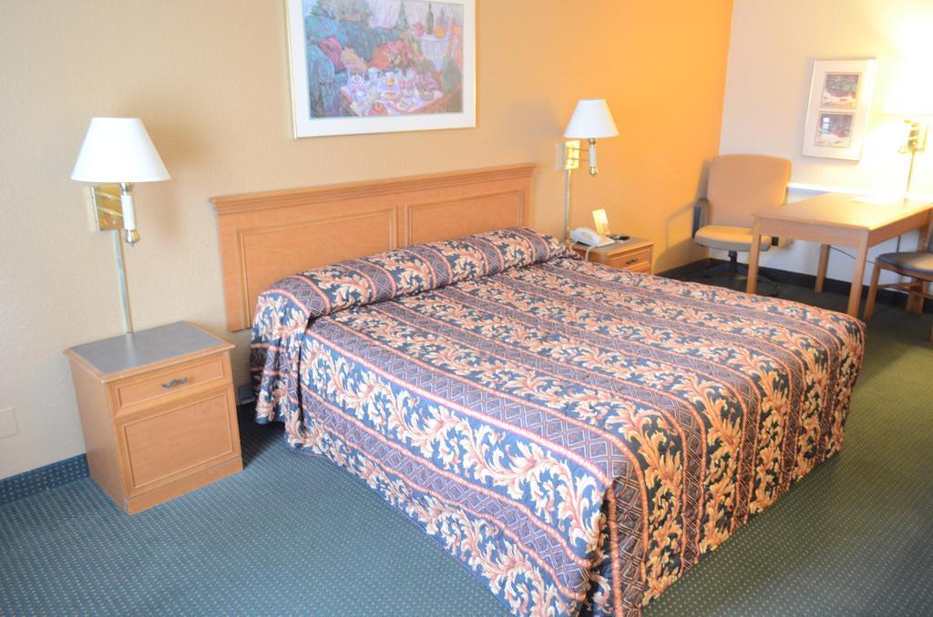 America'S Inn Houston/Stafford /Sugarland חדר תמונה